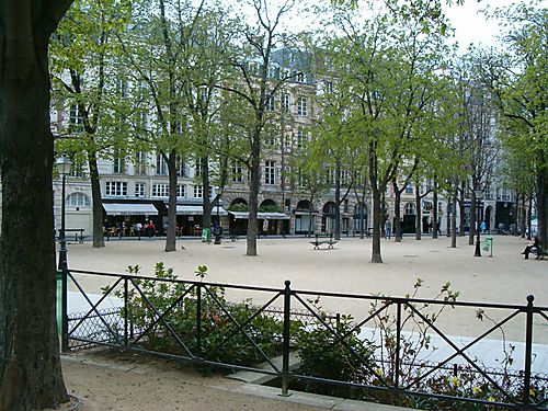 Place dauphine paris ile saint louis