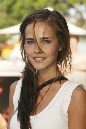 Isabel-lucas