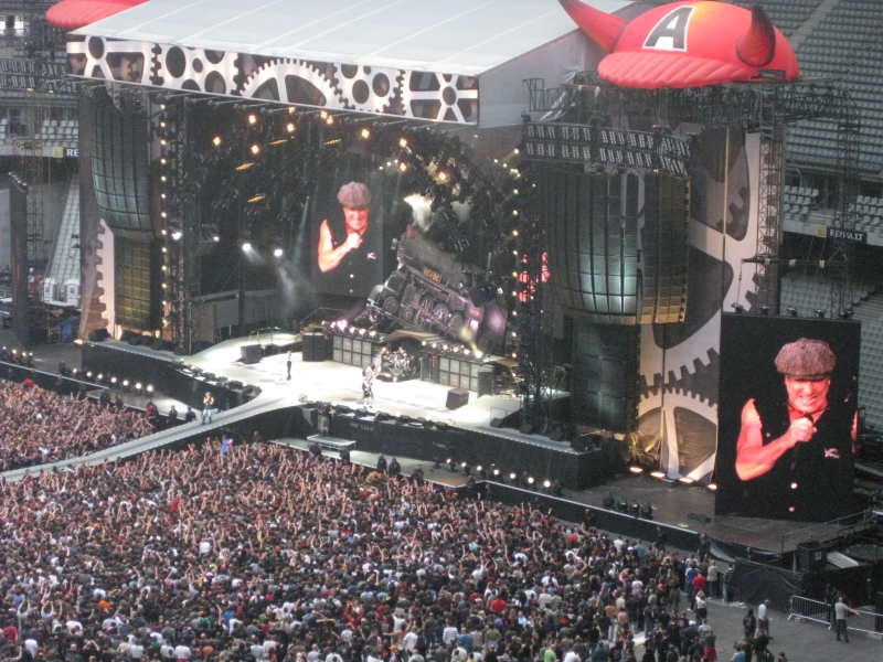 ACDC-STADE-DE-FRANCE-01