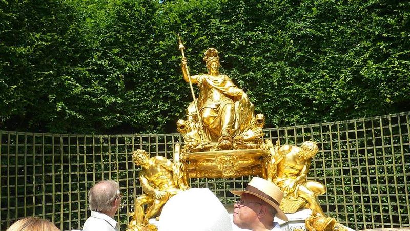 Fete de la St Jean Jardins du Chateau de Versailles 26 juin 2010 019